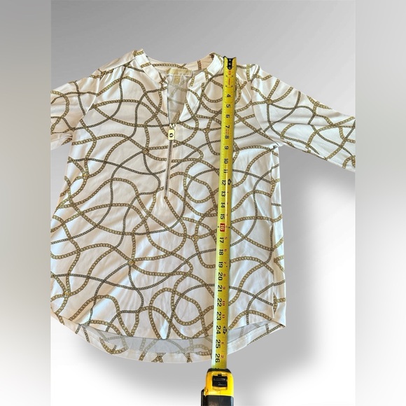 Michael Kors Women’s Chain Print Gold V Neck Blouse top Size S luxury - Picture 8 of 10